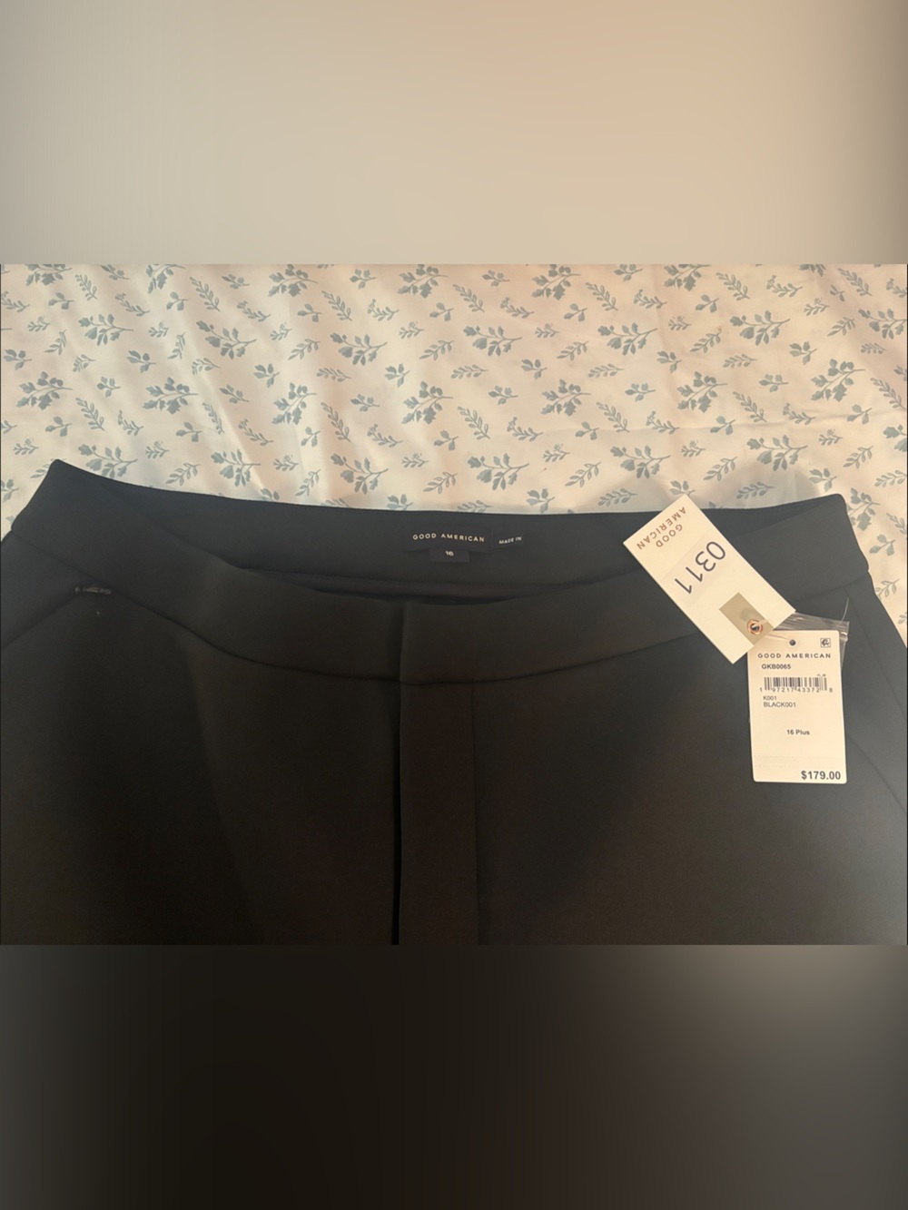 Good American, size 18-20,Wide-Leg Black Women's Pants - Classic Workwear